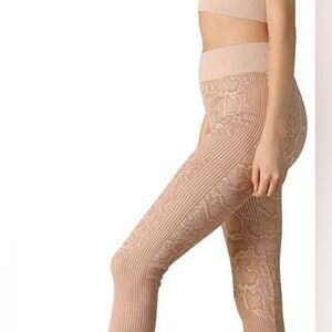 Cream Tan Contour Leggings